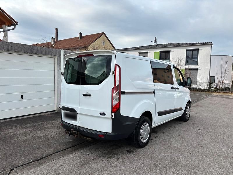 Second-hand Ford Transit 170 CP (125 kW) 2016 Alb Monovolum