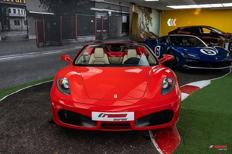 Second-hand Ferrari F430 489 CP (359 kW) 2005 Roșu Cabrio