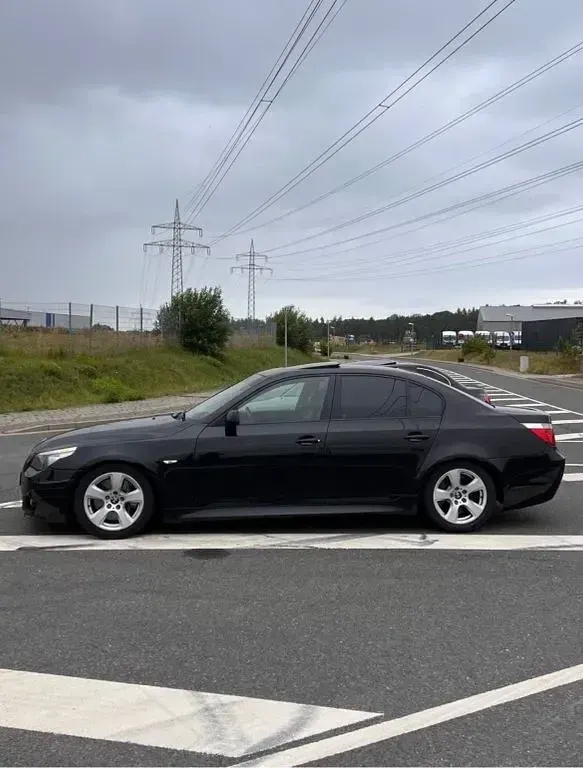 Gebraucht BMW 550 Performance 367 PS (269 kW) 2006 Schwarz Limousine