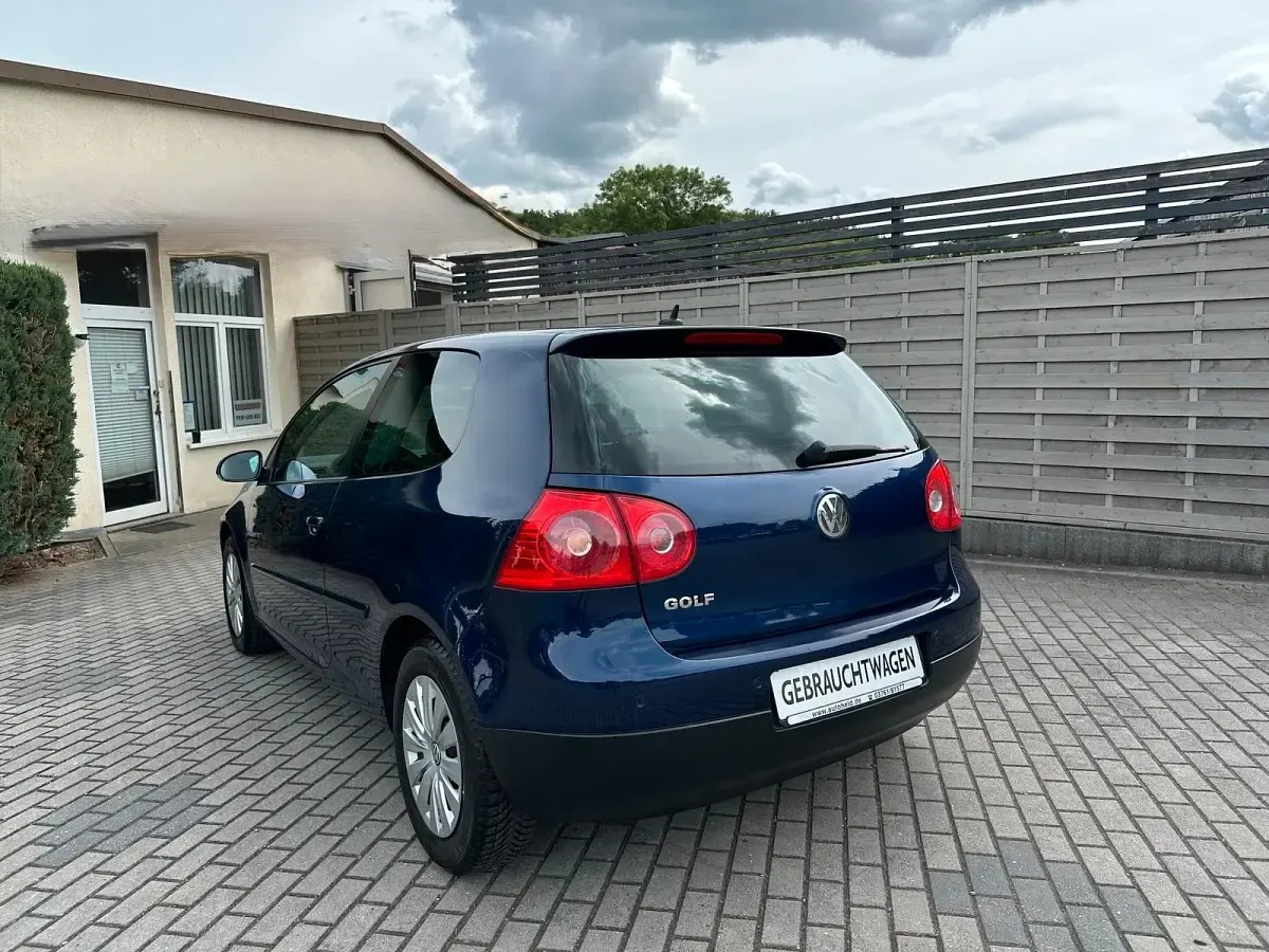 Gebraucht VW Golf VI 80 PS (58 kW) 2008 Blau Kleinwagen