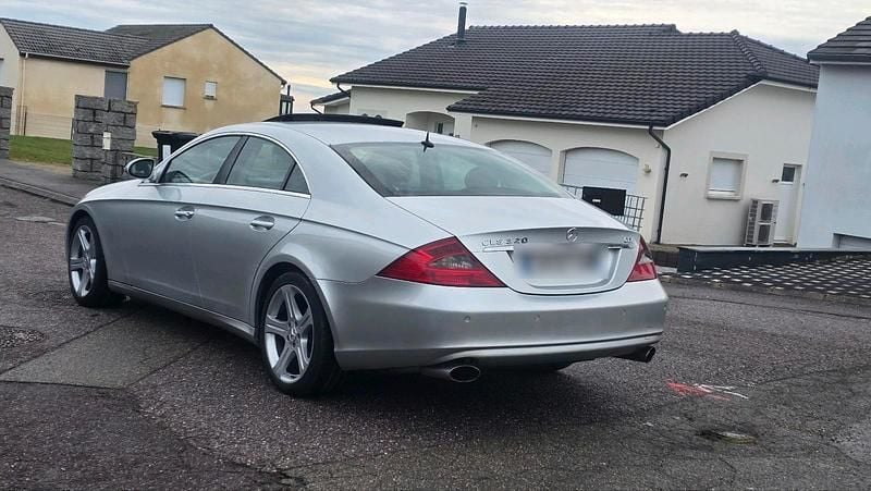 Gebraucht Mercedes C320 224 PS (164 kW) 2006 Grau Coupé