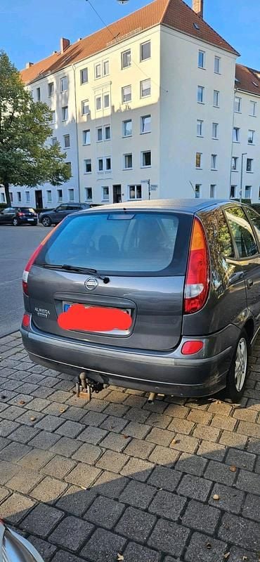 Grau Gebraucht 2007 Nissan Almera Kombi | 3.500 € - Bild 1/4