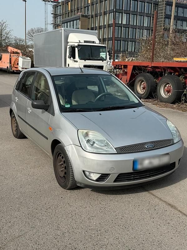 Gebraucht Ford Fiesta 80 PS (58 kW) 2005 Andere farben Kleinwagen