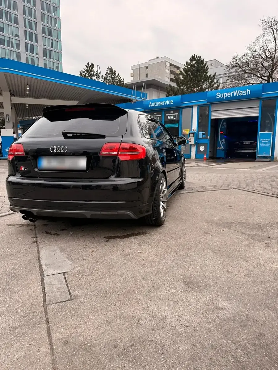Gebraucht Audi S3 265 PS (194 kW) 2009 Schwarz Kleinwagen