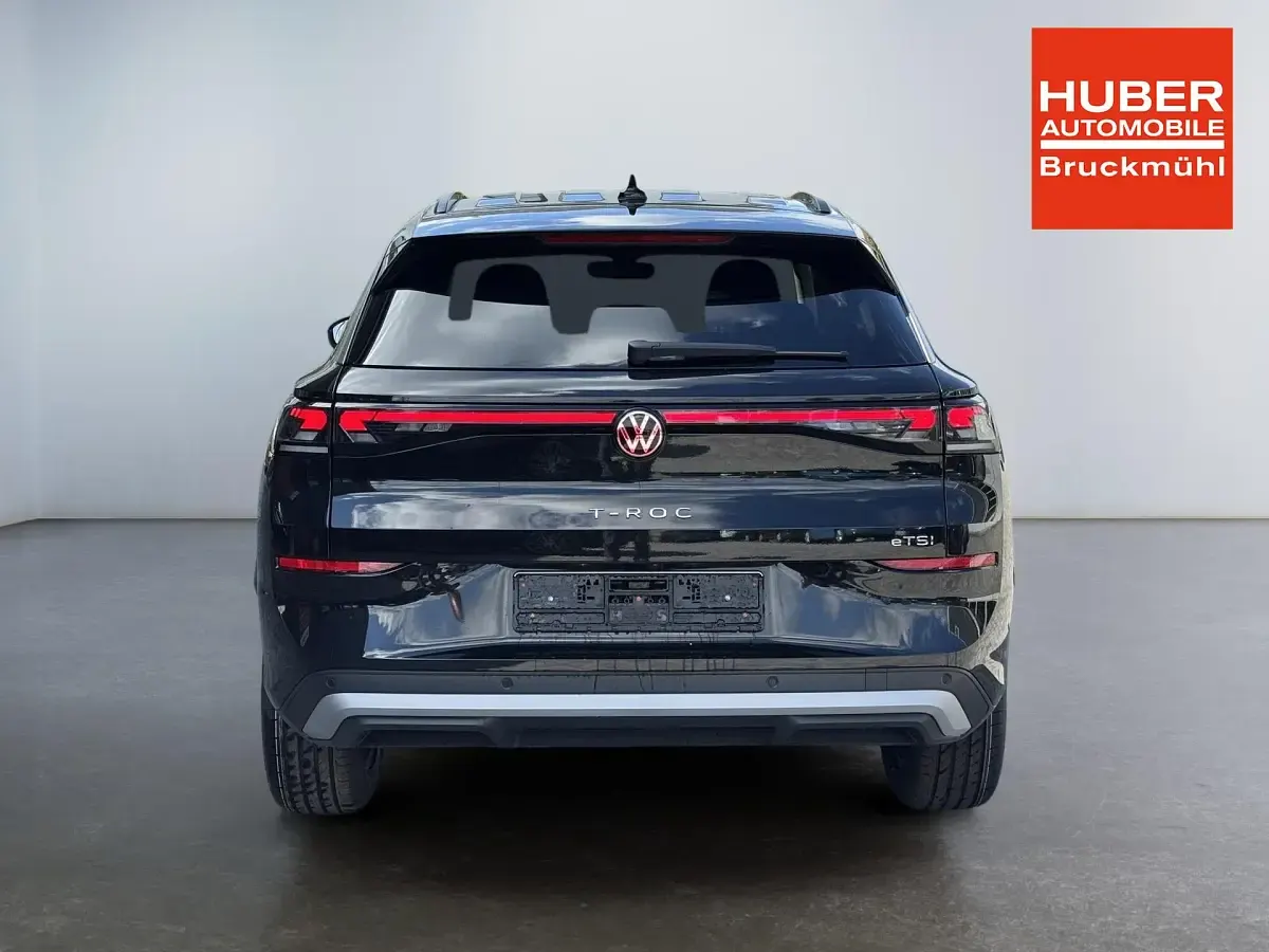 Neu VW T-Roc Pro 150 PS (110 kW) 2026 Grenadillschwarz metallic SUV