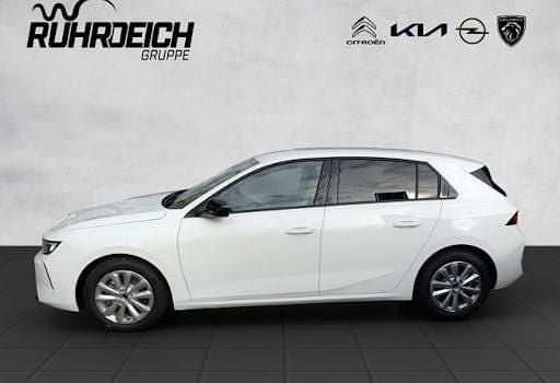 Gebraucht Opel Astra Enjoy 110 PS (80 kW) 2024 Arktis weiss Limousine