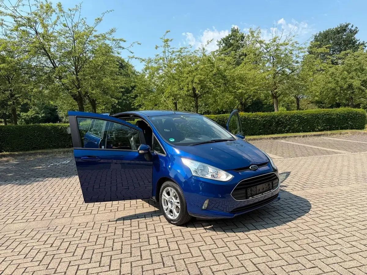 Gebraucht Ford B-MAX 101 PS (74 kW) 2017 Blau Van / Kleinbus