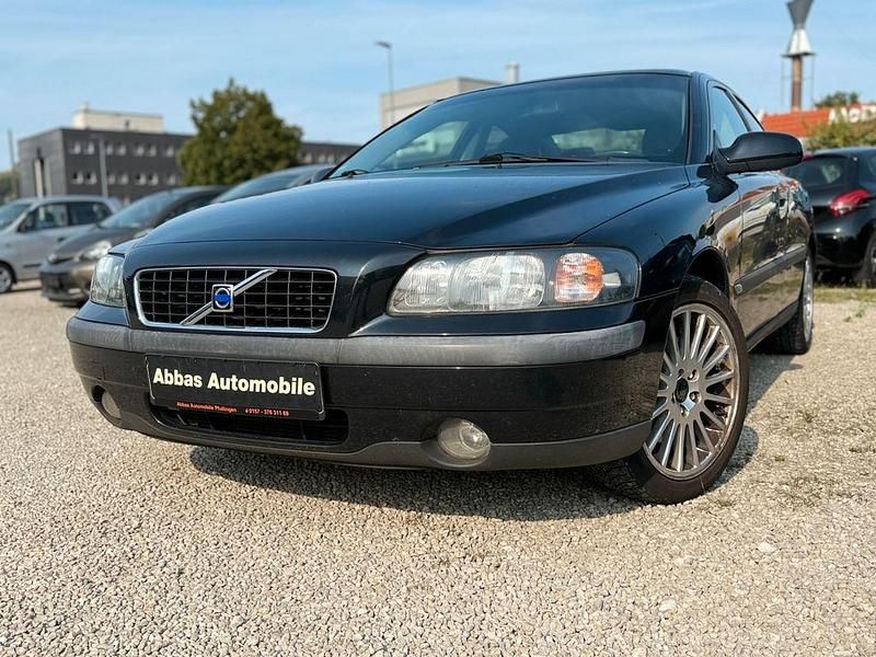 Schwarz Gebraucht 2002 Volvo S60 Limousine | 3.490 € - Bild 1/4