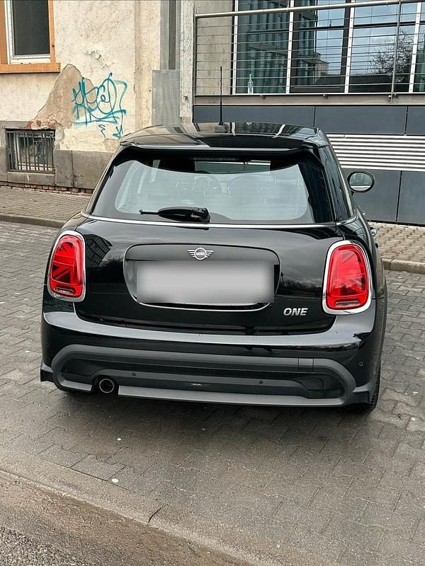 Gebraucht Mini ONE 102 PS (75 kW) 2021 Schwarz Kleinwagen