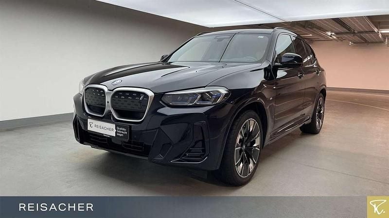 Carbonschwarz Gebraucht 2023 BMW iX3 M Sport SUV | 46.749 € (Superpreis) - Bild 1/4