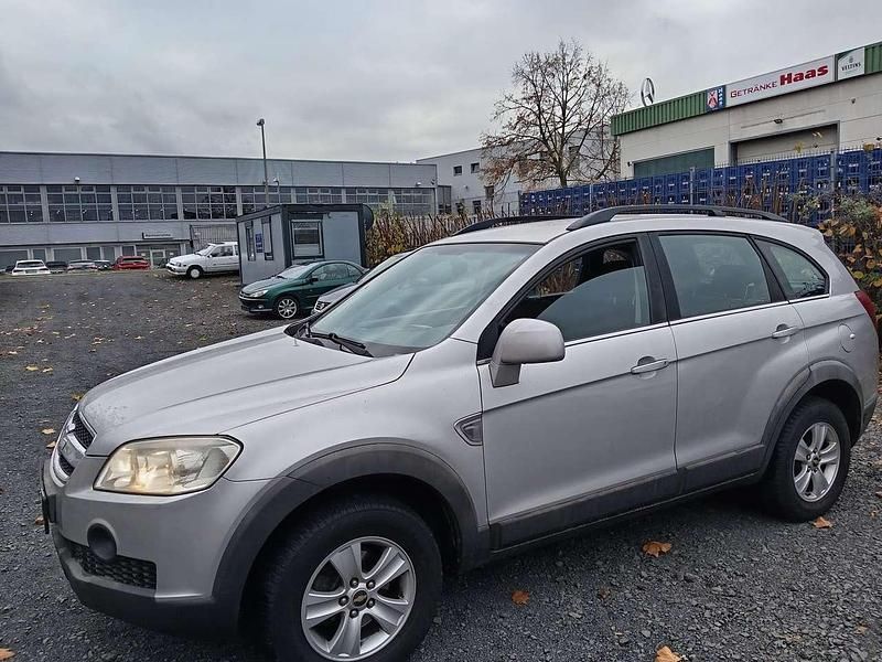 Gebraucht Chevrolet Captiva LS 136 PS (100 kW) 2007 Silber SUV