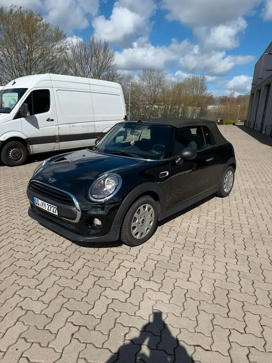 Occasion Mini One Cabriolet 102 PK (75 kW) 2019 Zwart Cabriolet
