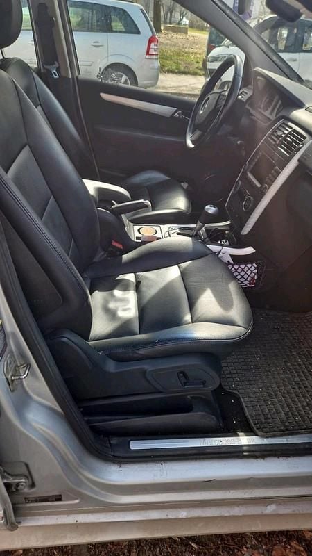 Gebraucht Mercedes B200 2005 Silber Van / Kleinbus