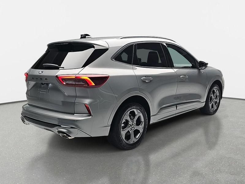 Gebraucht Ford Kuga ST-Line 186 PS (136 kW) 2025 Silber SUV