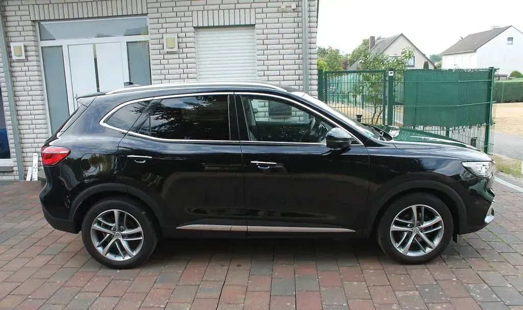 Gebraucht MG EHS Luxury 258 PS (189 kW) 2022 Schwarz SUV