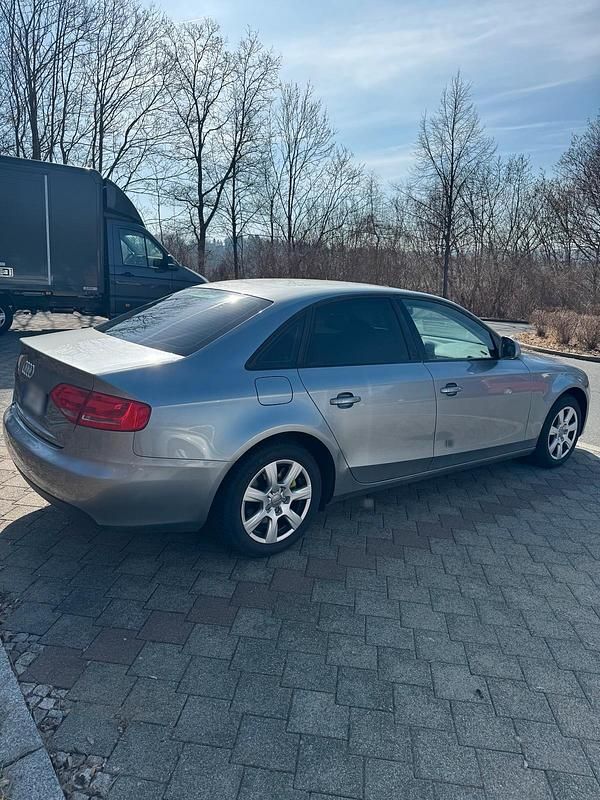 Gebraucht Audi A4 120 PS (88 kW) 2008 Silber Limousine