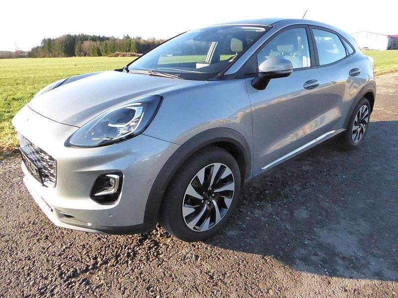 Gebraucht Ford Puma Titanium 125 PS (91 kW) 2022 Solar silver SUV