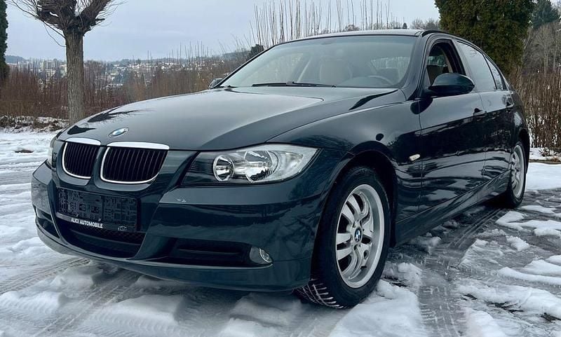Gebraucht BMW 318 129 PS (94 kW) 2007 Grün Limousine