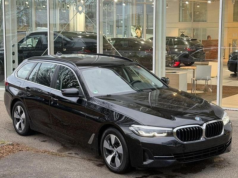 Gebraucht BMW 520 190 PS (139 kW) 2022 Schwarz Limousine