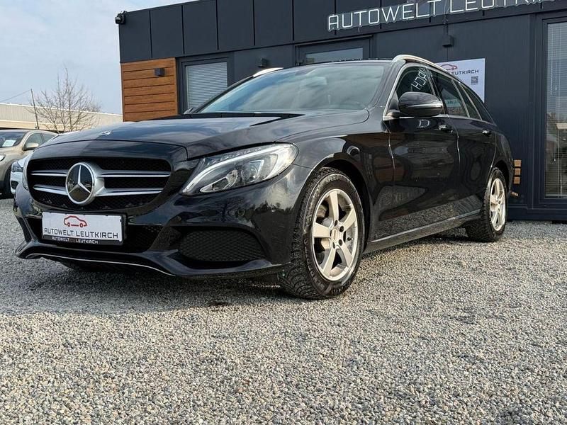 Gebraucht Mercedes C180 156 PS (114 kW) 2017 Schwarz Kombi