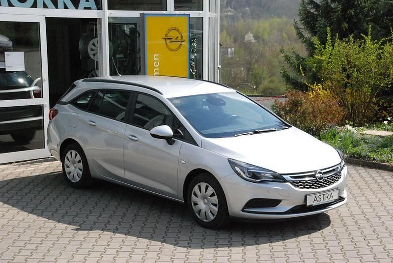 Silber Gebraucht 2018 Opel Astra Edition Kombi | 5.490 € (Superpreis) - Bild 1/4