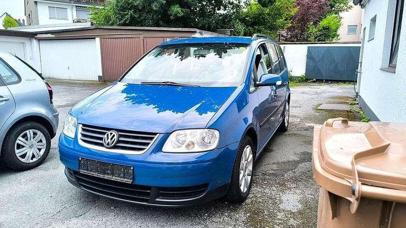 Blau Gebraucht 2005 VW Touran Trendline Van / Kleinbus | 1.500 € (Guter Preis) - Bild 1/4