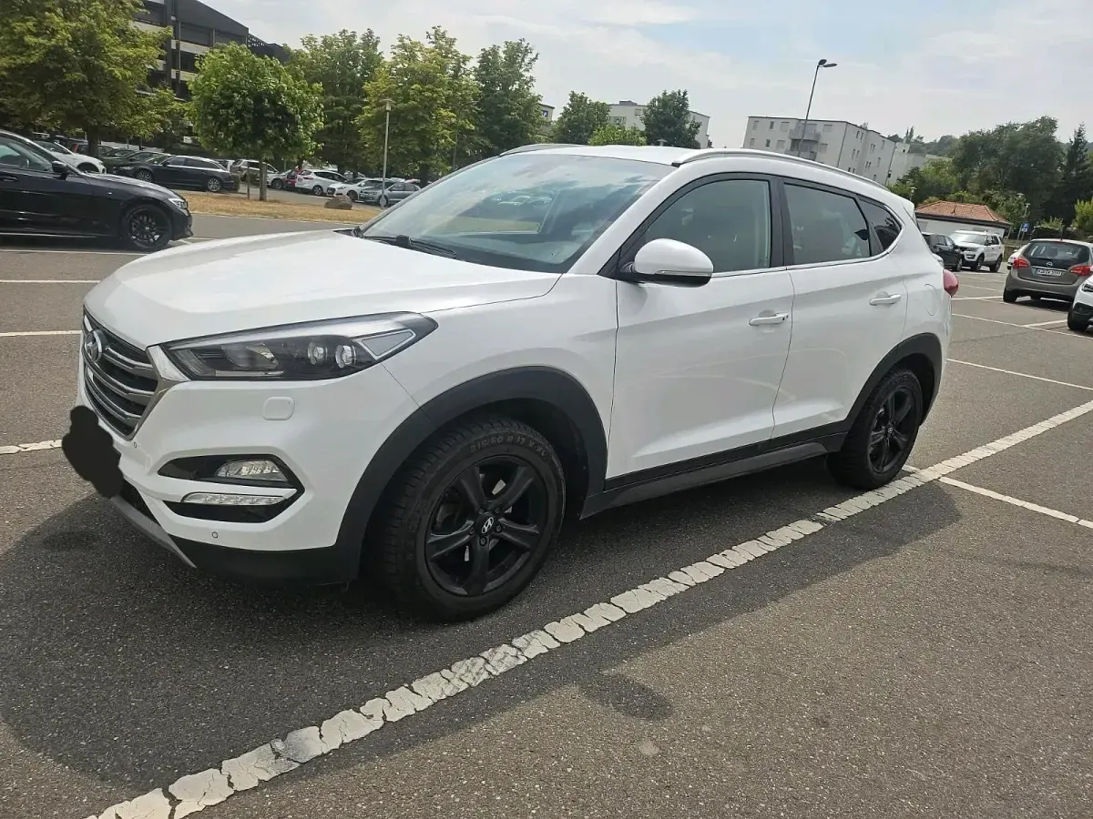 Gebraucht Hyundai Tucson 141 PS (103 kW) 2016 Weiß SUV