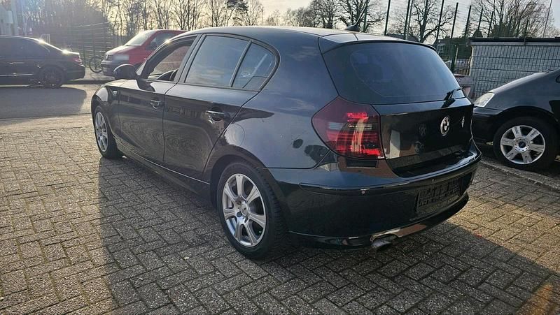 Gebraucht BMW 116 116 PS (85 kW) 2007 Schwarz Kleinwagen