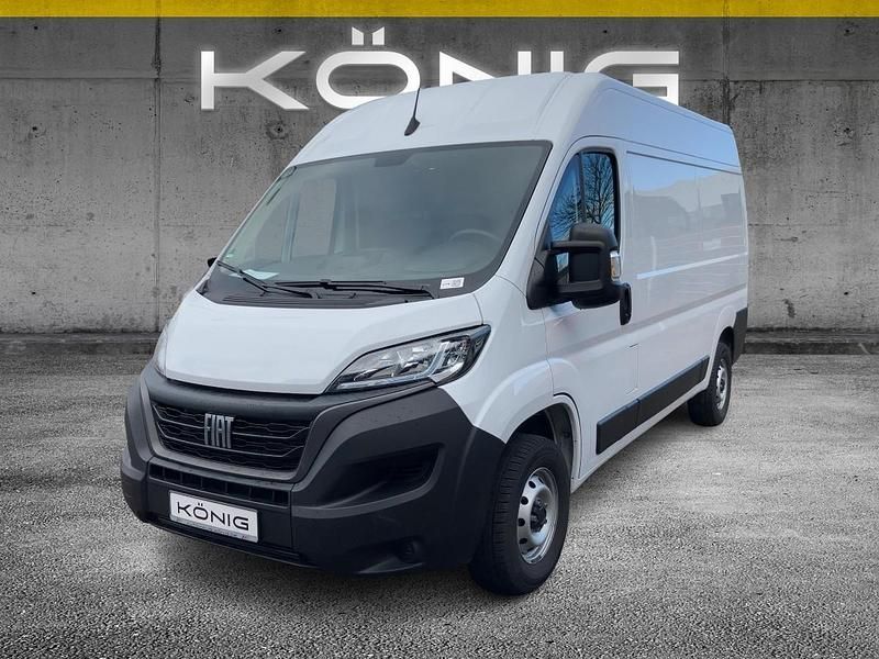 Weiß Gebraucht 2023 Fiat Ducato Van | 23.999 € - Bild 1/4