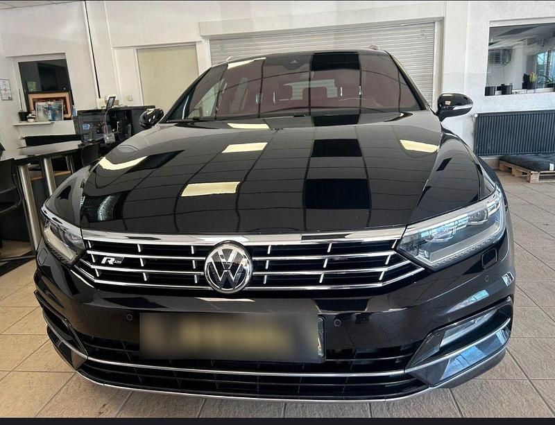 Gebraucht VW Passat R-line 239 PS (175 kW) 2015 Schwarz Kombi
