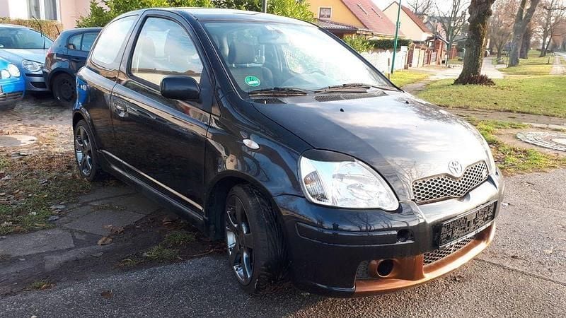 Schwarz Gebraucht 2005 Toyota Yaris Limousine | 2.300 € (Guter Preis) - Bild 1/4