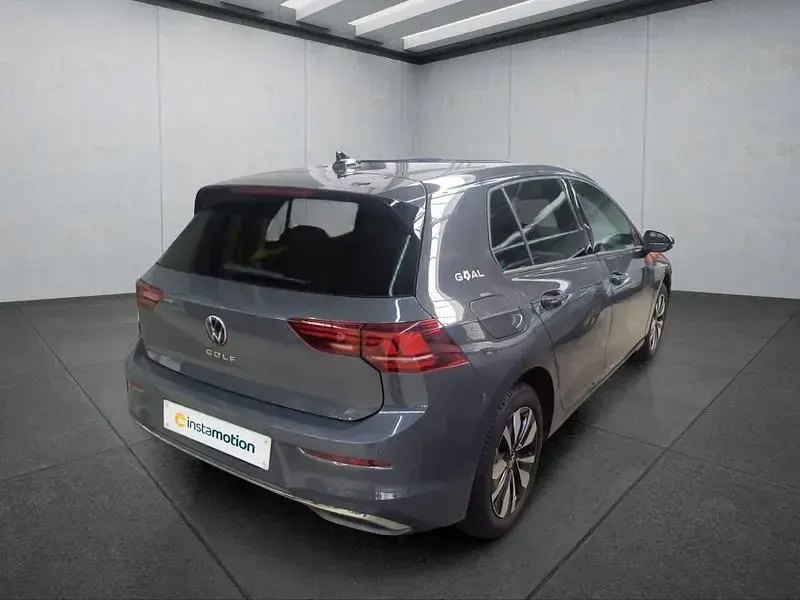Gebraucht VW Golf VIII 150 PS (110 kW) 2025 Grau Kleinwagen