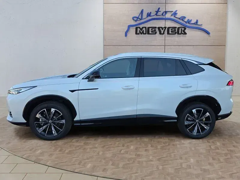 Neu MG HS Luxury 224 PS (164 kW) 2026 Pearl white SUV