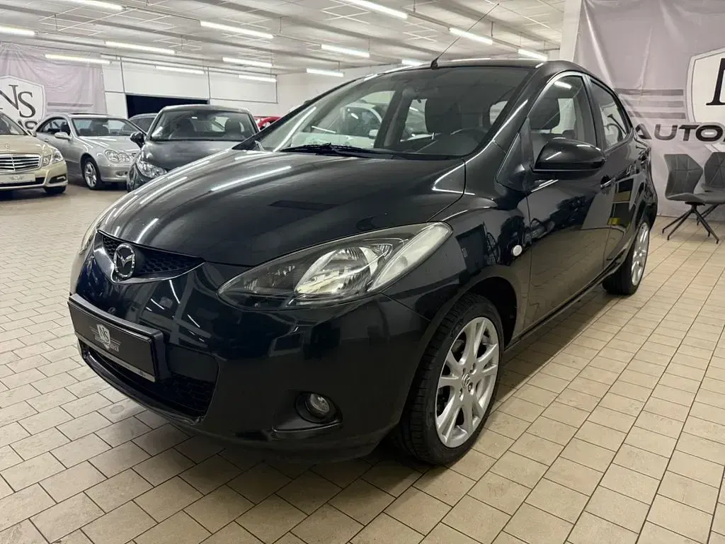 Gebraucht Mazda 2 90th Anniversary 75 PS (55 kW) 2010 Schwarz Kleinwagen