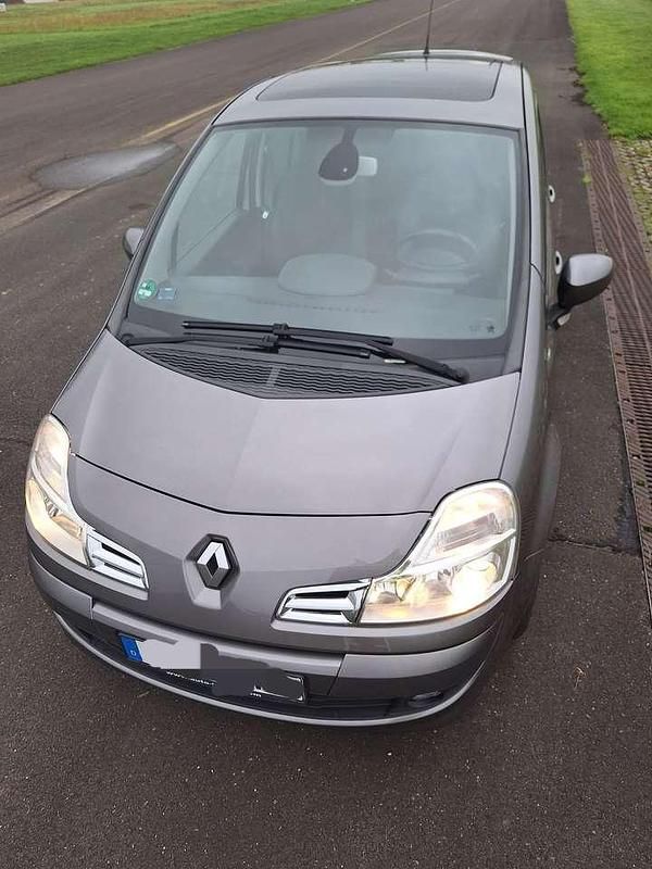 Grau Gebraucht 2012 Renault Grand Modus Night&Day Van / Kleinbus | 3.900 € (Fairer Preis) - Bild 1/4
