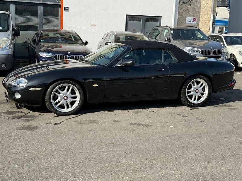 Gebraucht Jaguar XKR Supercharged 363 PS (266 kW) 2002 Schwarz Cabrio