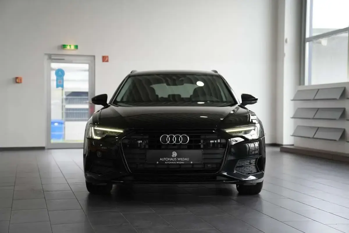 Gebraucht Audi A6 Sport 204 PS (150 kW) 2019 Brillantschwarz Kombi