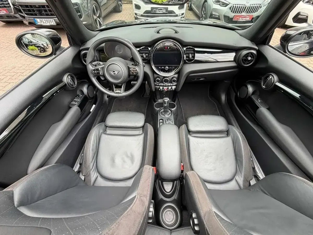Gebraucht Mini John Cooper Works Cabriolet 231 PS (169 kW) 2023 Midnight black ii Cabrio