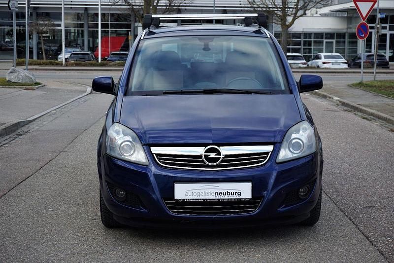 Gebraucht Opel Zafira Innovation 150 PS (110 kW) 2010 Blau Van / Kleinbus
