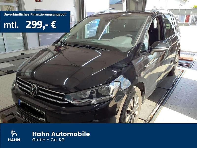 Deep black perleffekt Gebraucht 2024 VW Touran Move Van / Kleinbus | 35.430 € (Fairer Preis) - Bild 1/2