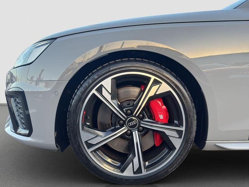 Gebraucht Audi S4 Ambiente 341 PS (250 kW) 2023 Individuallackierungen audi exclusive Kombi