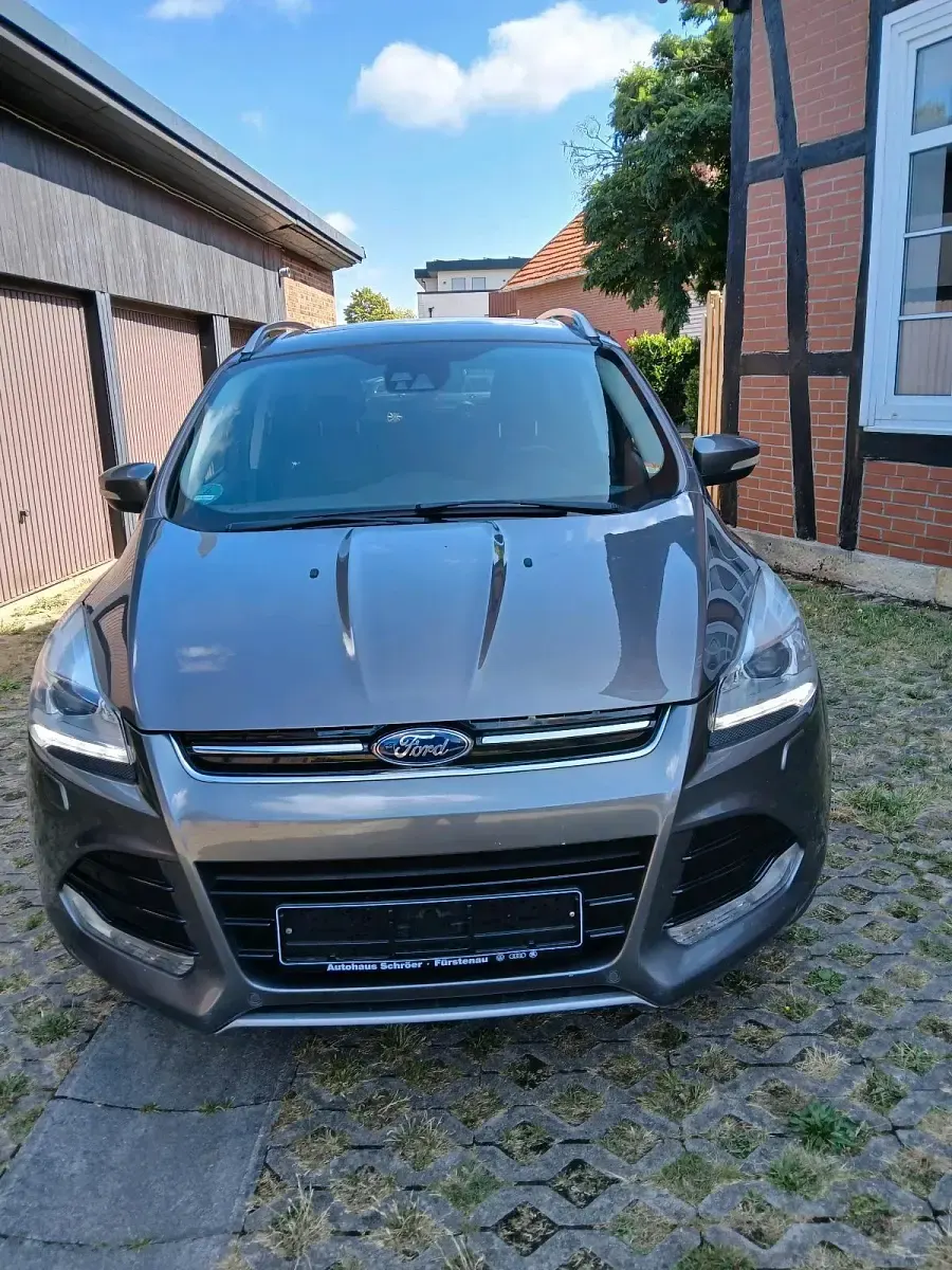 Gebraucht Ford Kuga 163 PS (119 kW) 2013 Grau SUV