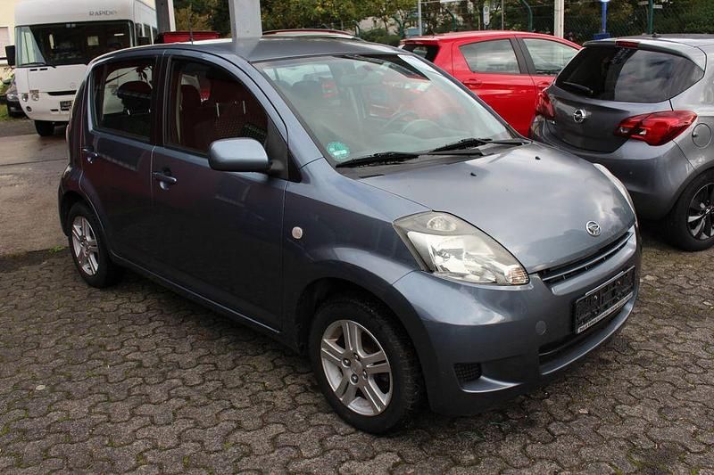 Gebraucht Daihatsu Sirion 91 PS (66 kW) 2007 Grau Kleinwagen
