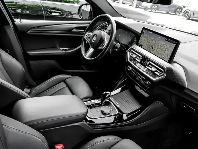 Gebraucht BMW X4 M Sport 184 PS (135 kW) 2022 Schwarz SUV