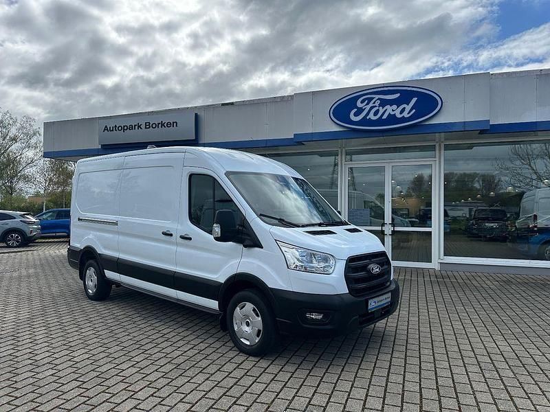 Używany Ford Transit Trend 131 KM (96 kW) 2025 Biały Minivan