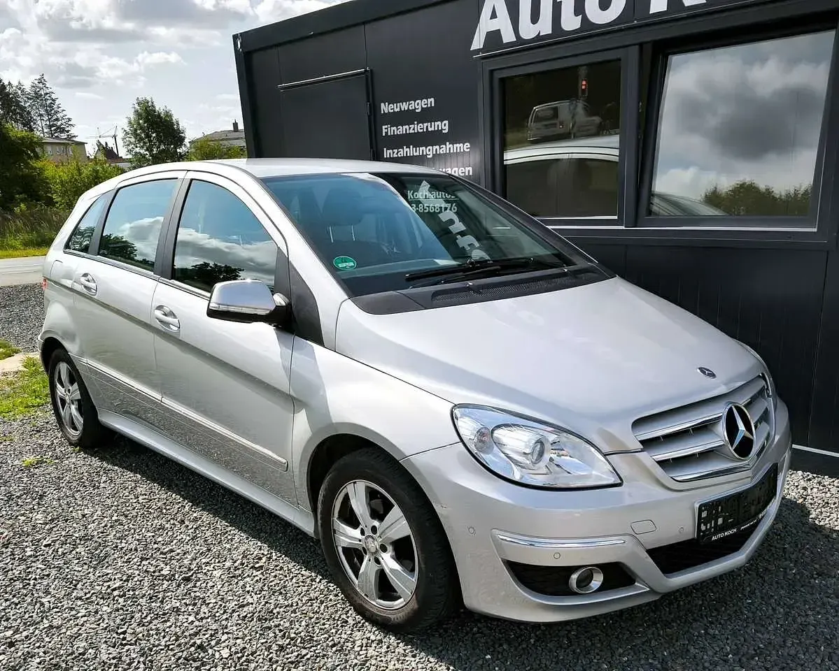 Gebraucht Mercedes B170 116 PS (85 kW) 2009 Polarsilber  metalliclack Van / Kleinbus
