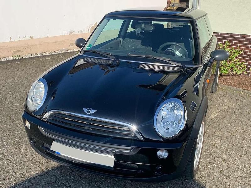 Schwarz Gebraucht 2004 Mini ONE Kleinwagen | 5.800 € (Fairer Preis) - Bild 1/4