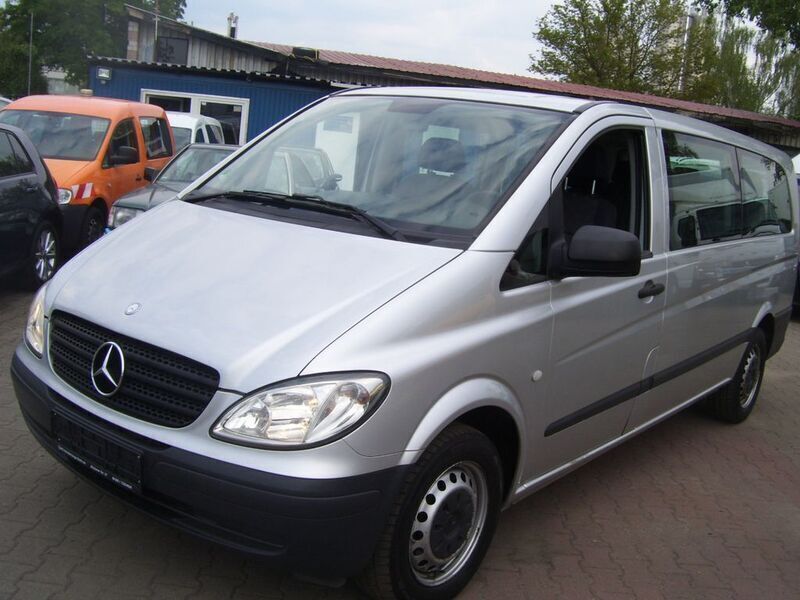 Silber metallic Gebraucht 2010 Mercedes Vito Van | 11.900 € - Bild 1/4
