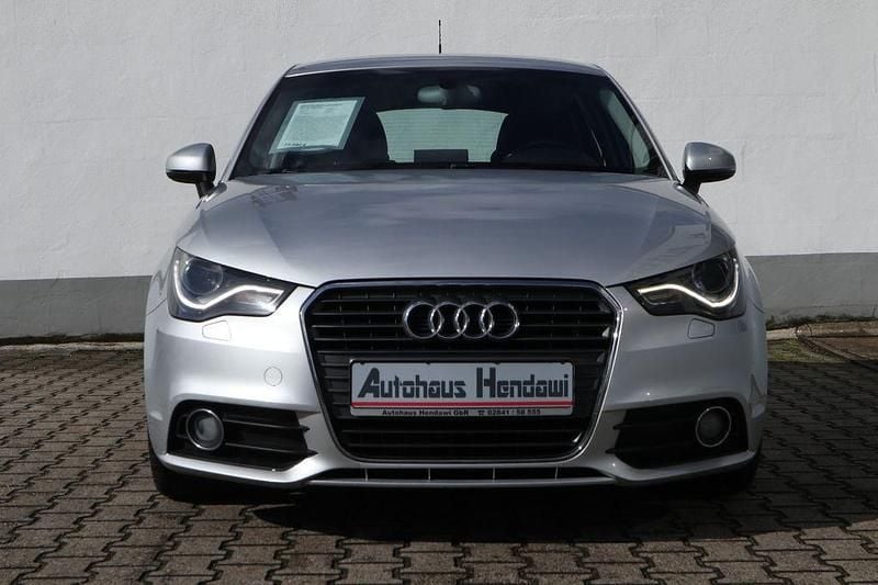 Gebraucht Audi A1 Sportback Ambition 122 PS (89 kW) 2012 Silber Kleinwagen