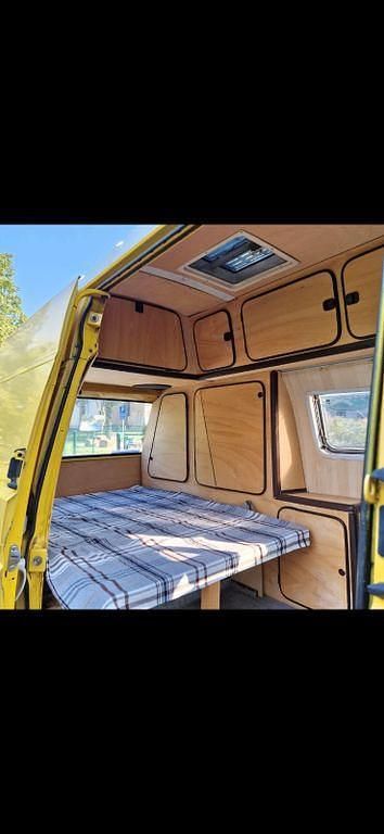 Gebraucht VW T3 57 PS (41 kW) 1992 Gelb Van